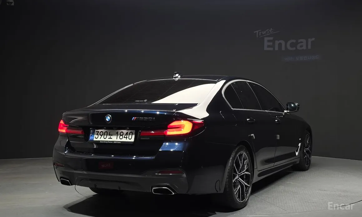 Фото 2 - BMW 5 Series