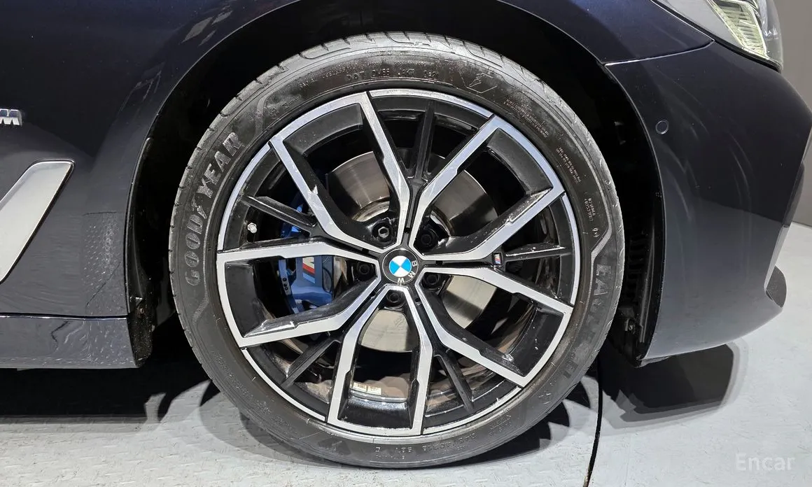 Фото 5 - BMW 5 Series