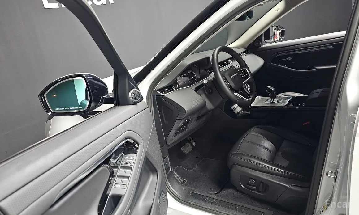 Фото 10 - Land Rover Range Rover Evoque