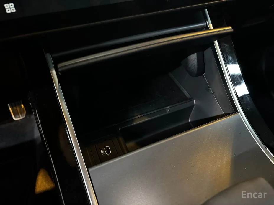 Фото 14 - Land Rover Range Rover Velar