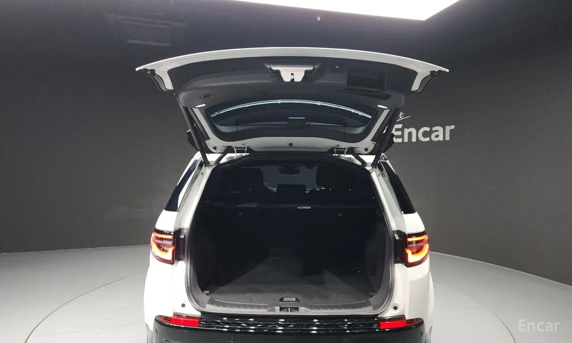 Фото 20 - Land Rover Discovery Sport