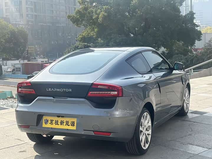 Фото 6 - Leapmotor S01