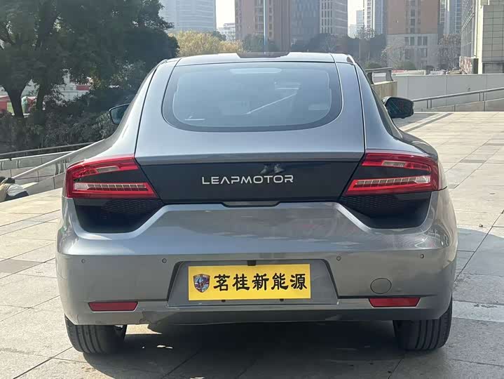 Фото 7 - Leapmotor S01