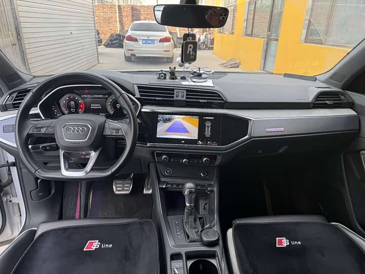 Фото 3 - Audi Q3