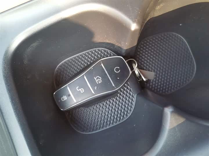 Фото 9 - BYD Seagull