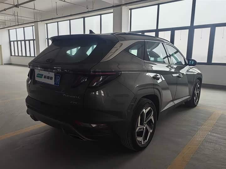 Фото 6 - Hyundai Tucson L