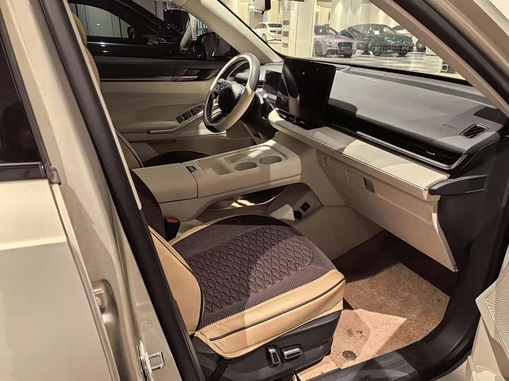 Фото 4 - Haval H6