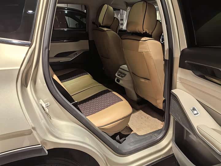 Фото 6 - Haval H6