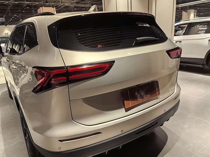 Фото 8 - Haval H6