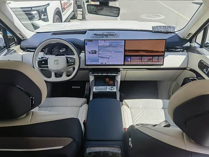 Фото 4 - Zeekr 9X