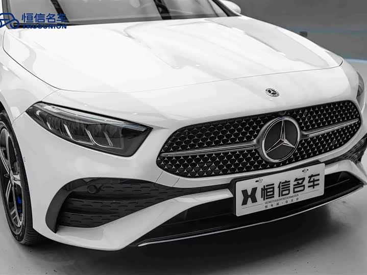 Фото 9 - Mercedes-Benz A-Class