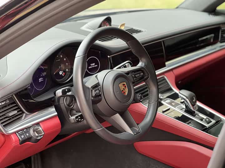 Фото 4 - Porsche Panamera