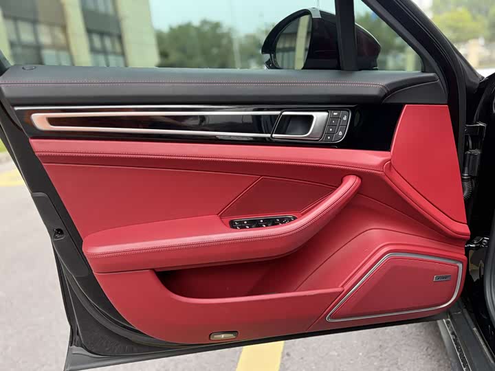 Фото 6 - Porsche Panamera