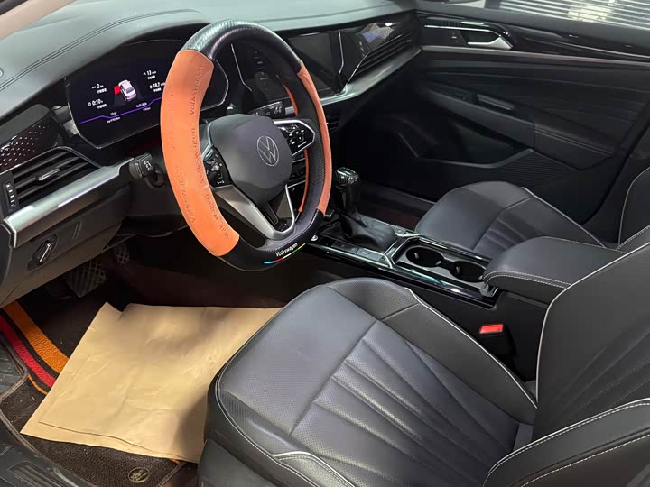 Фото 3 - Volkswagen Passat