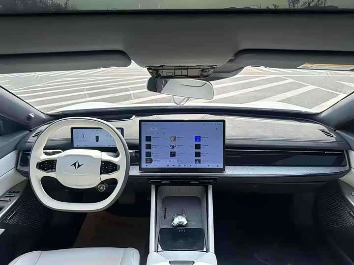 Фото 5 - Dongfeng Yipai eπ 007