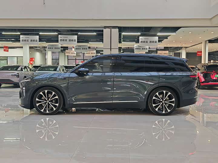 Фото 4 - Nio ES8