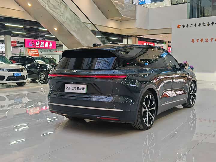 Фото 7 - Nio ES8