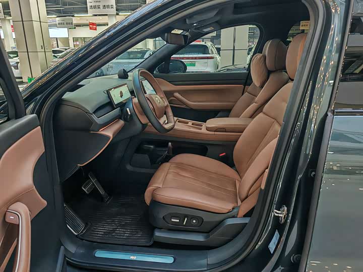 Фото 8 - Nio ES8