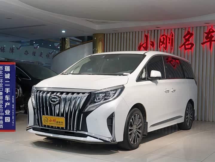 Фото 1 - GAC Trumpchi M8