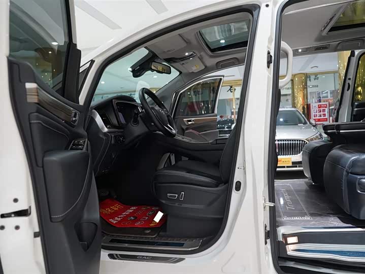 Фото 5 - GAC Trumpchi M8