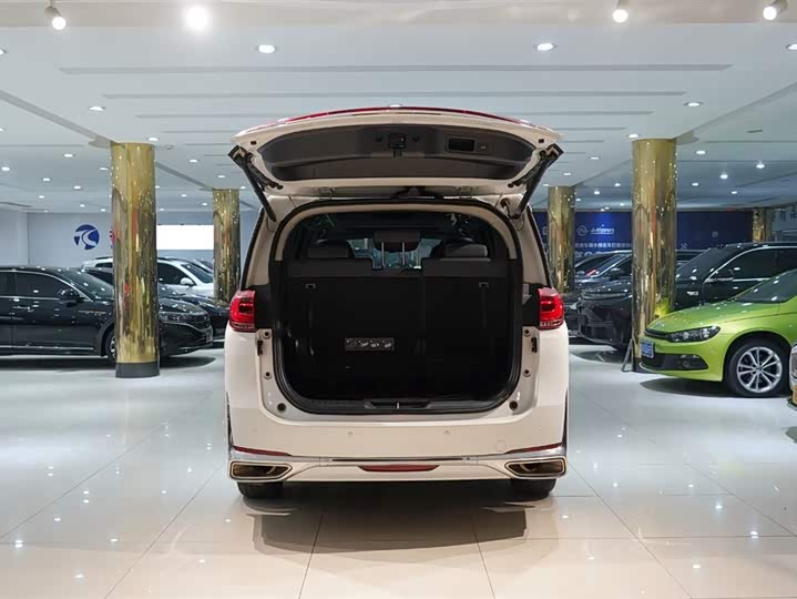 Фото 7 - GAC Trumpchi M8