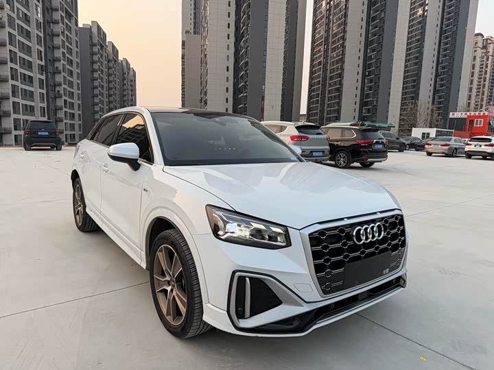 Фото 3 - Audi Q2L