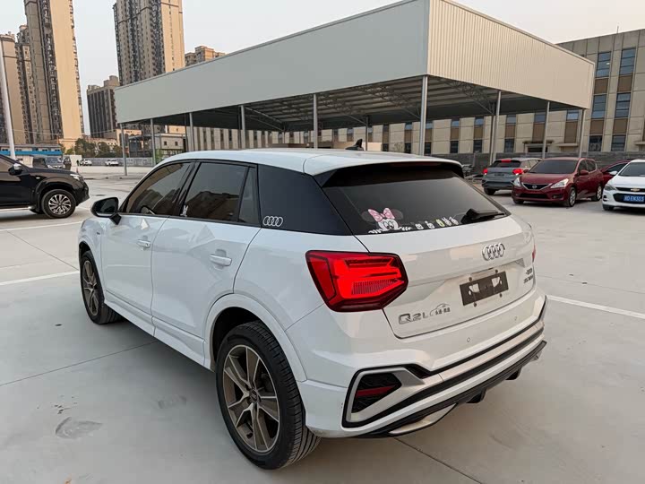 Фото 6 - Audi Q2L