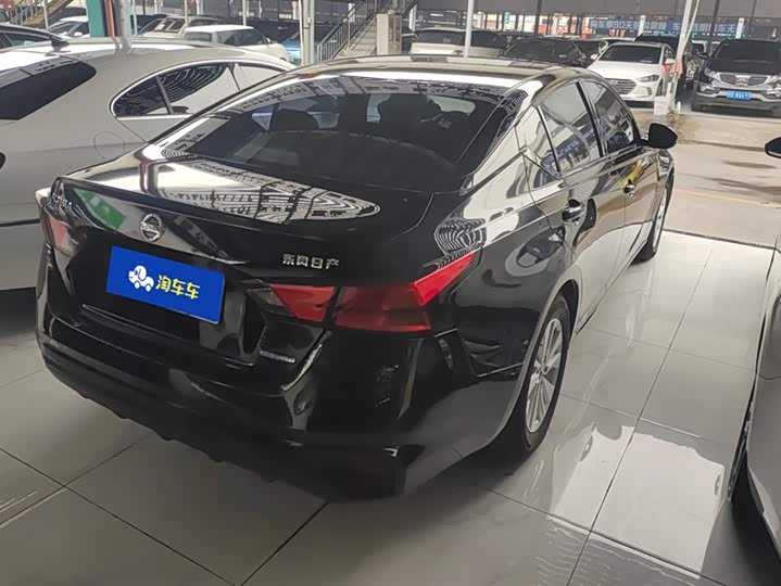 Фото 3 - Nissan Teana