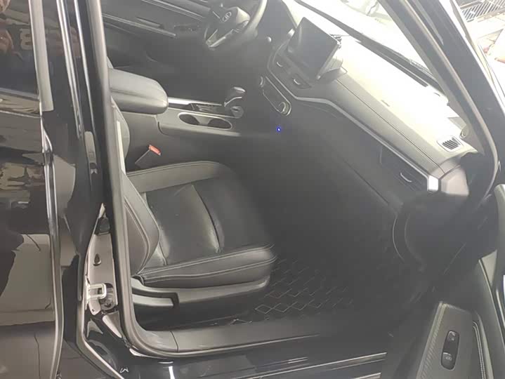 Фото 8 - Nissan Teana