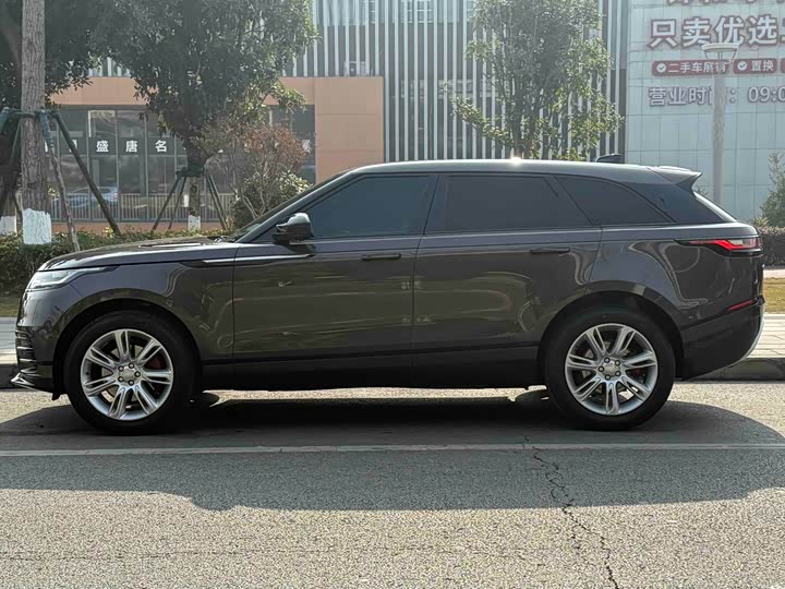 Фото 4 - Land Rover Range Rover Velar