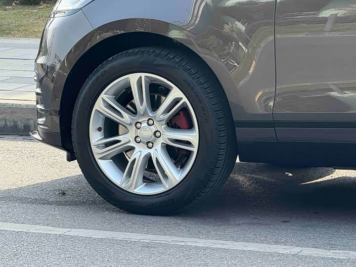 Фото 5 - Land Rover Range Rover Velar