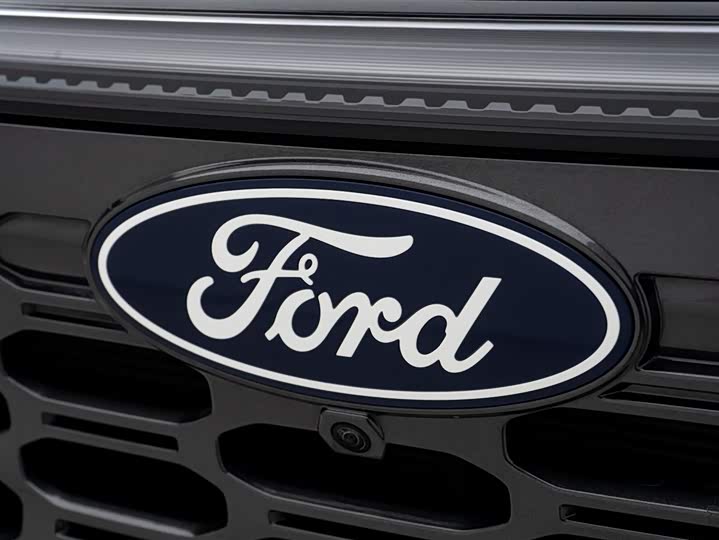 Фото 9 - Ford Equator Sport Hybrid