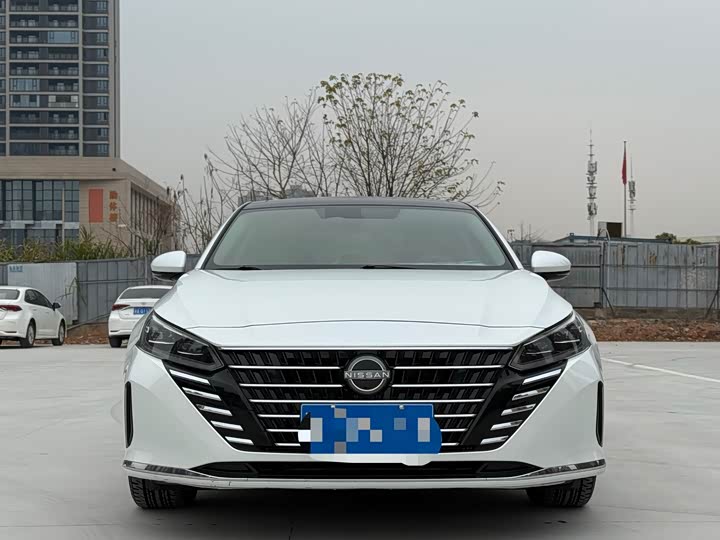 Фото 2 - Nissan Teana