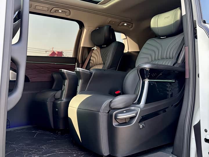 Фото 8 - GAC Trumpchi M8