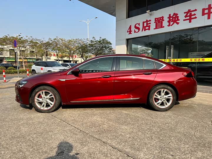 Фото 7 - Buick Regal