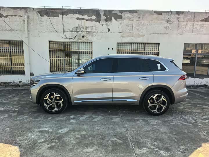 Фото 9 - Geely Monjaro