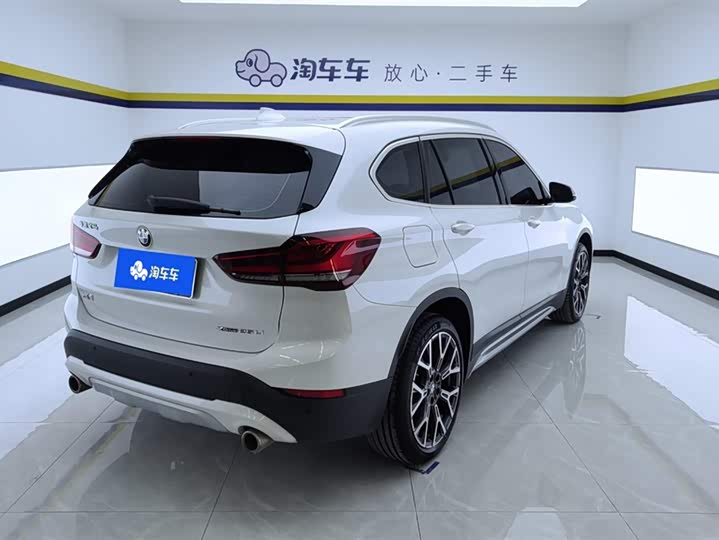 Фото 3 - BMW X1