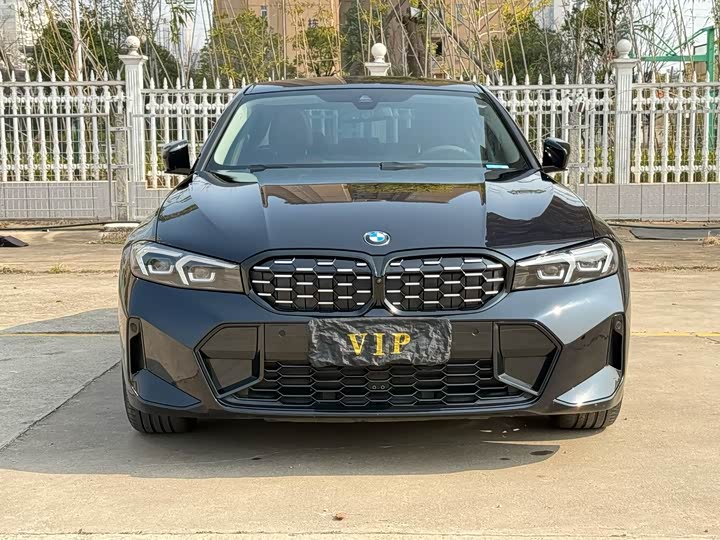 Фото 2 - BMW 3 Series