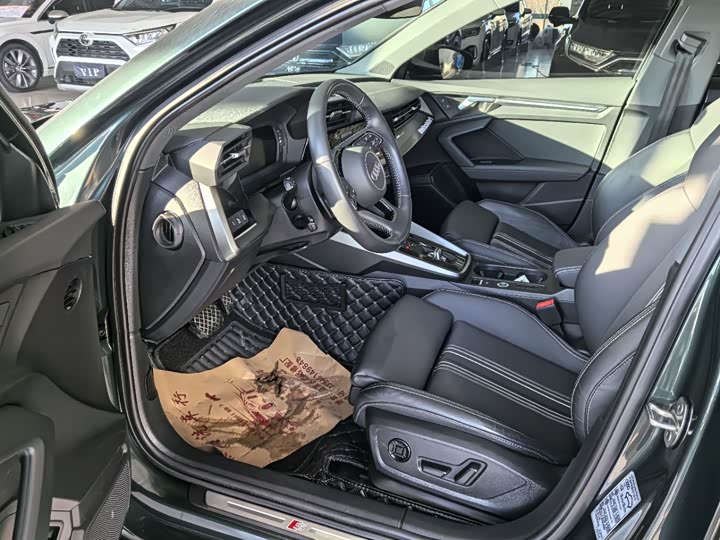 Фото 5 - Audi A3