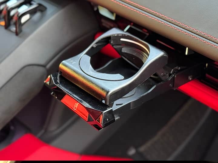 Фото 4 - Lamborghini Huracán