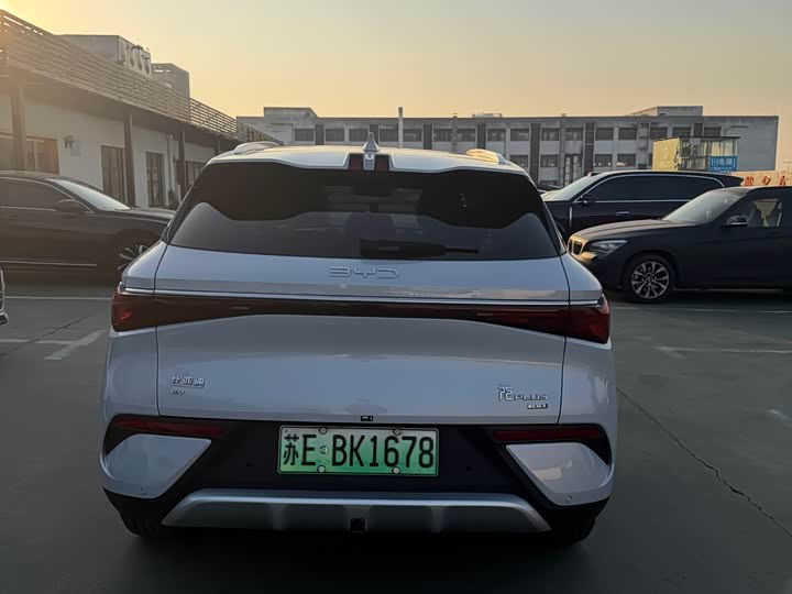 Фото 6 - BYD Yuan Plus