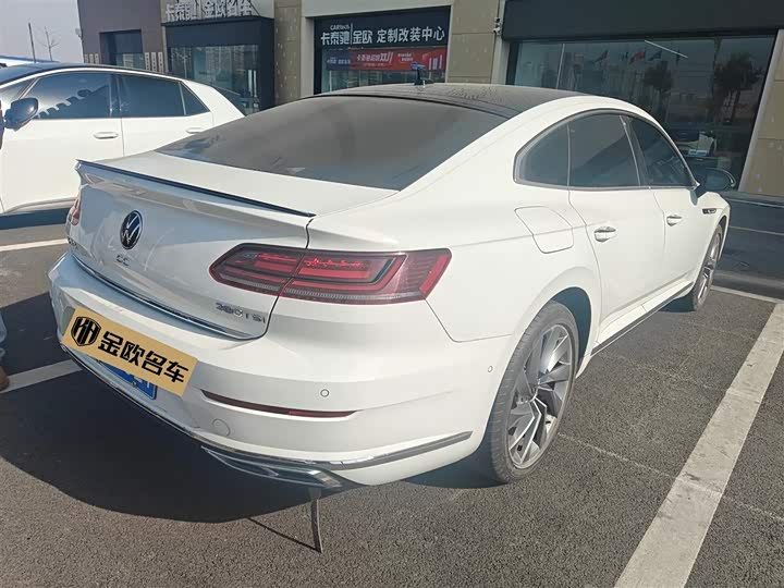 Фото 9 - Volkswagen CC