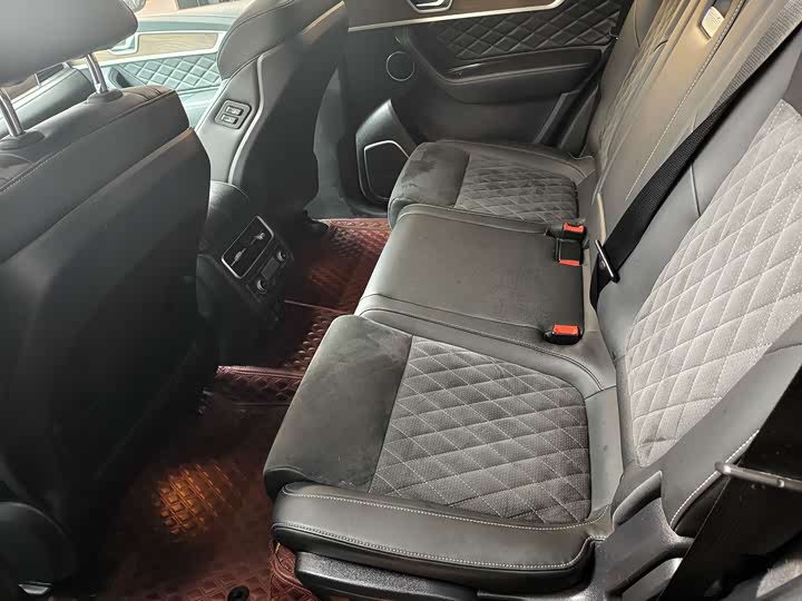 Фото 8 - Hongqi HS7