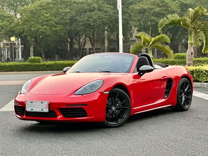 Фото 1 - Porsche 718