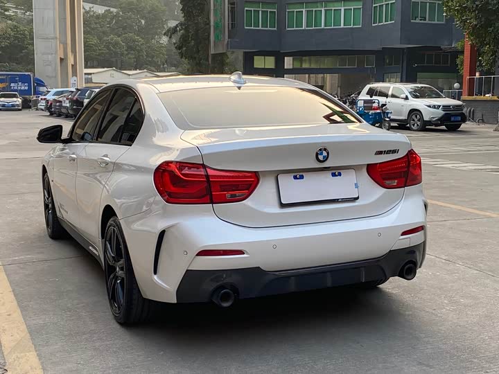 Фото 4 - BMW 1 Series