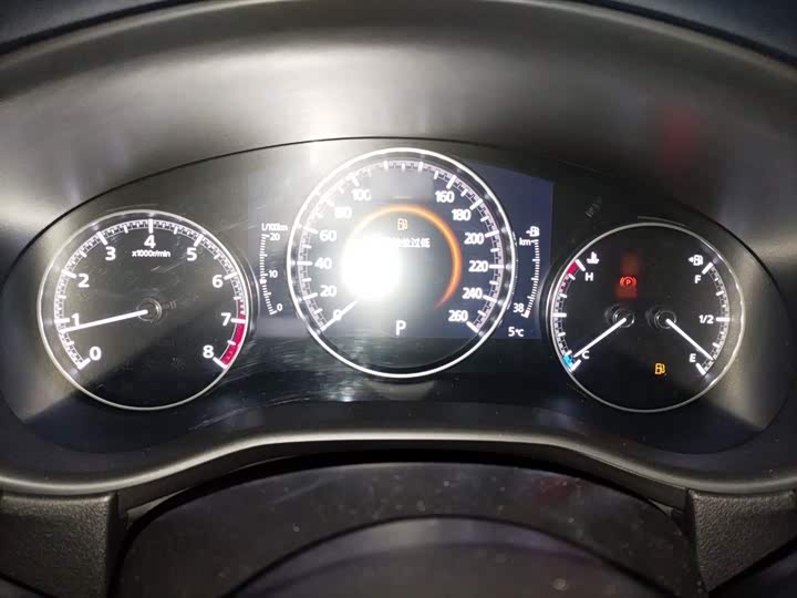 Фото 4 - Mazda CX-30