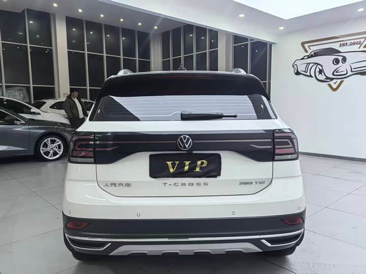 Фото 4 - Volkswagen T-Cross