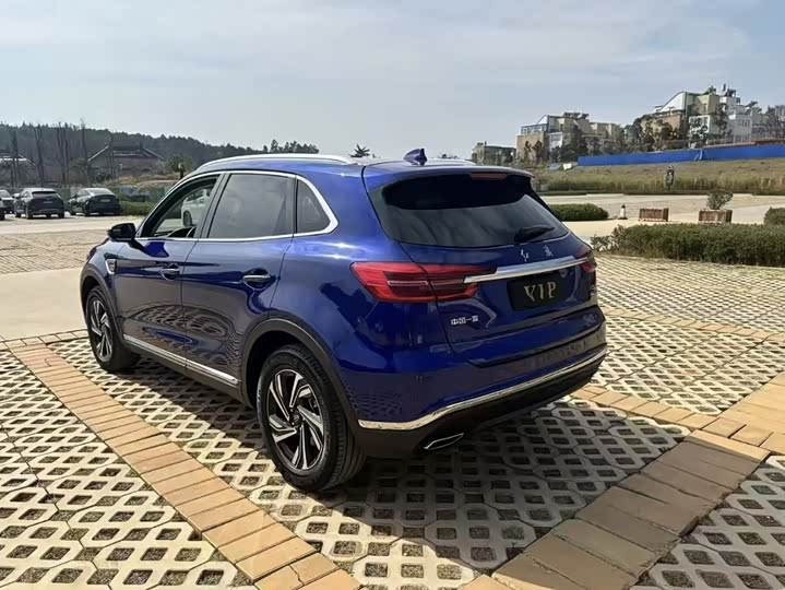 Фото 7 - Hongqi HS5