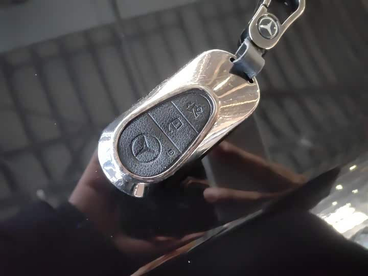 Фото 9 - Mercedes-Benz E-Class