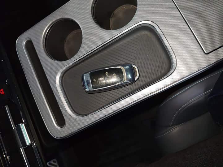 Фото 9 - GAC Aion Y